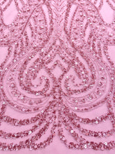 Dantela Couture Roz cu Model Geometric, cu Perle, Margele si Paiete